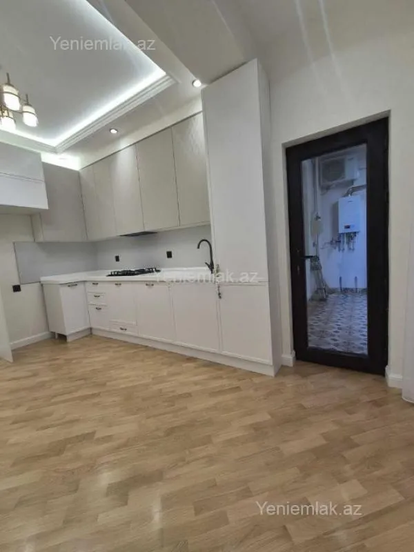 Satılır 3 otaqlı yeni tikili 102 m²