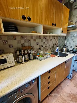 Satılır 2 otaqlı köhnə tikili 55 m²