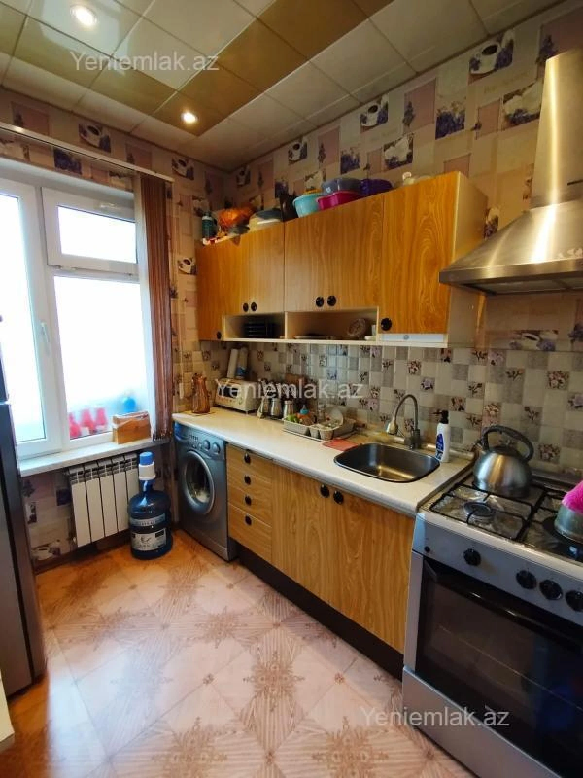 Satılır 2 otaqlı köhnə tikili 55 m²