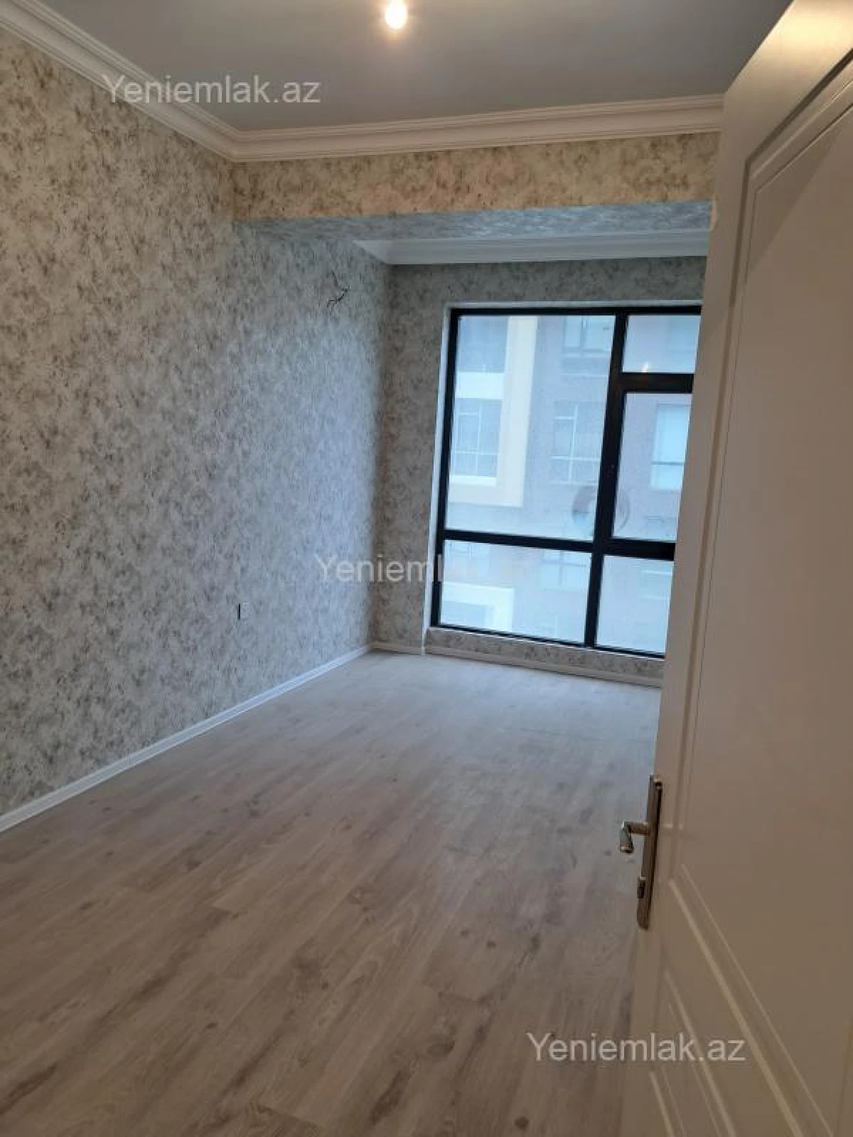 Satılır 2 otaqlı yeni tikili 95 m²
