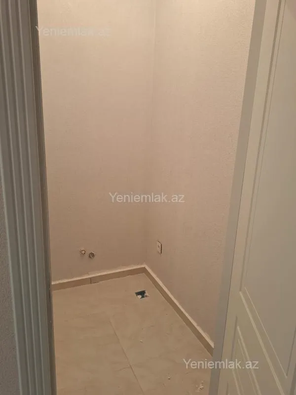 Satılır 2 otaqlı yeni tikili 95 m²