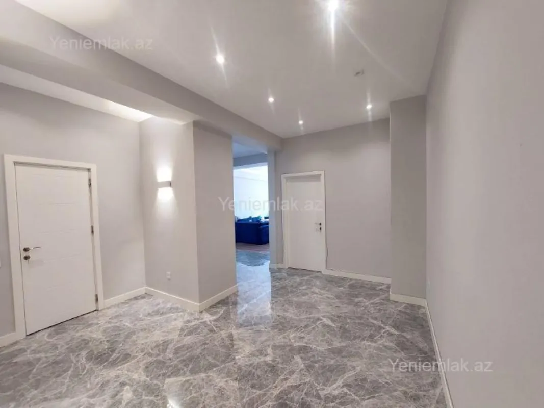 Satılır 3 otaqlı yeni tikili 100 m²