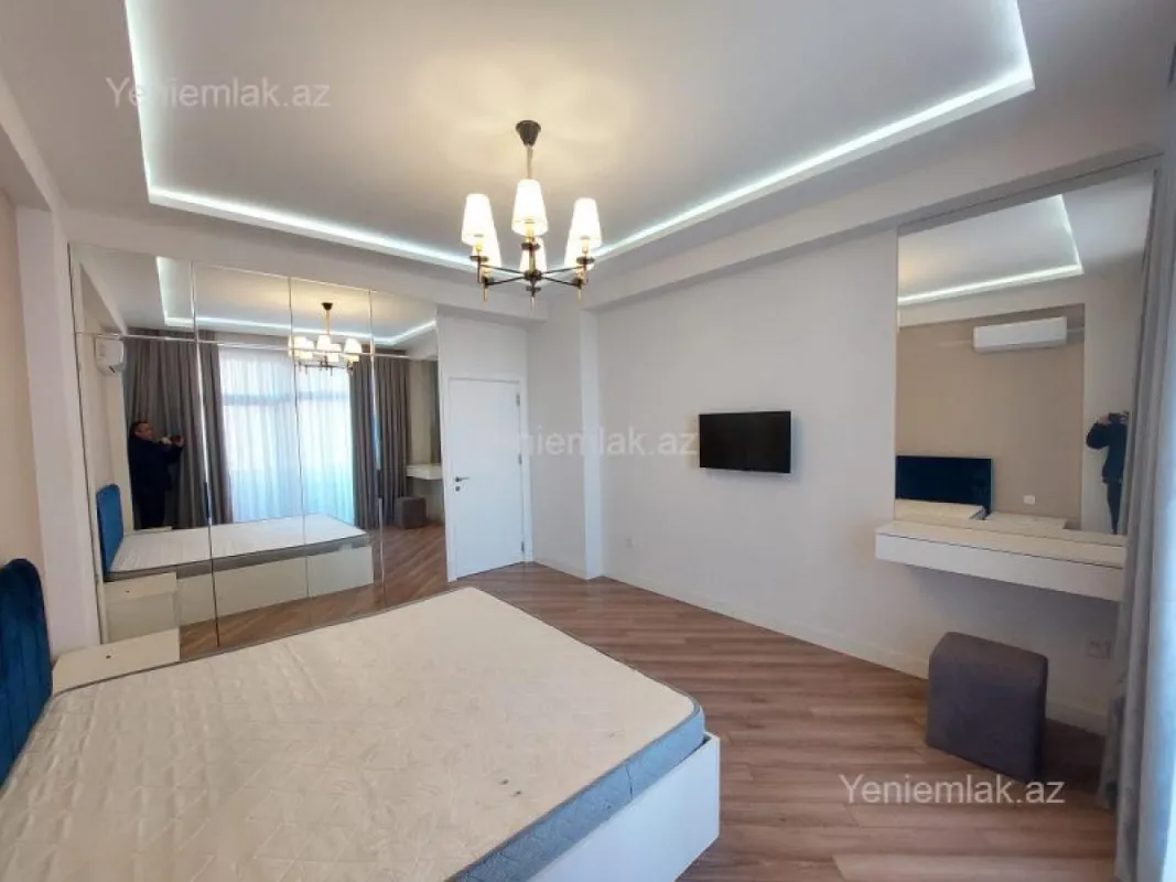 Satılır 3 otaqlı yeni tikili 100 m²