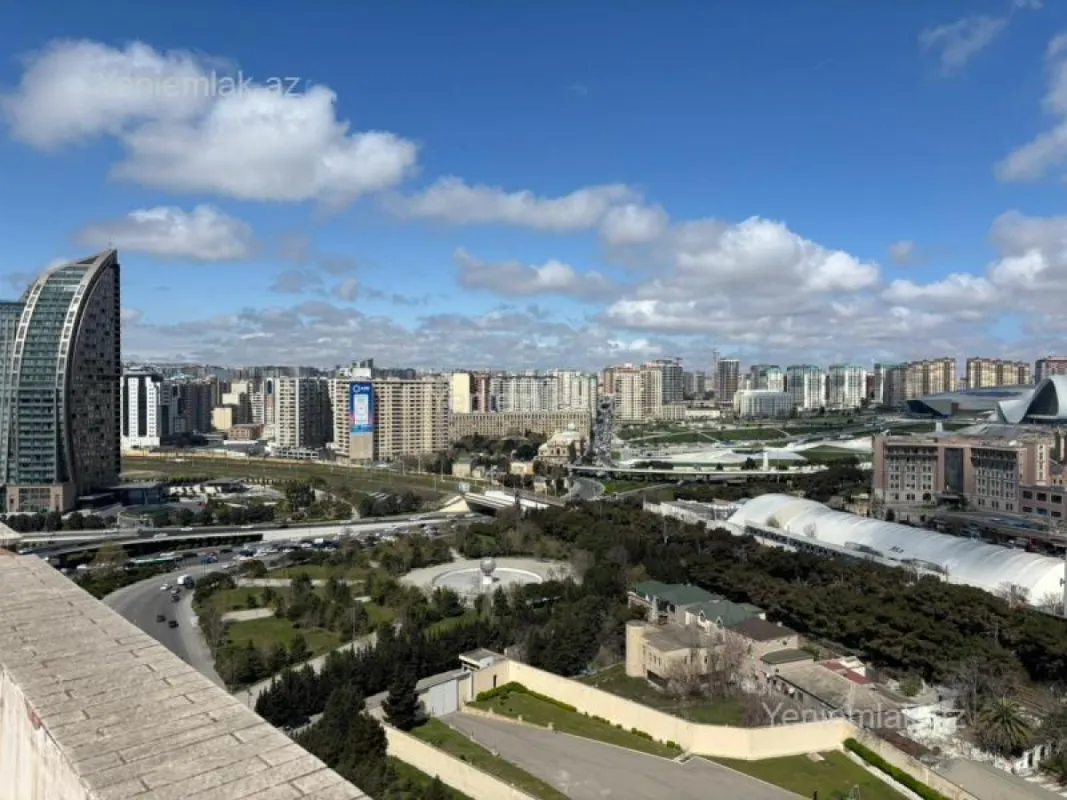 Satılır 3 otaqlı yeni tikili 100 m²