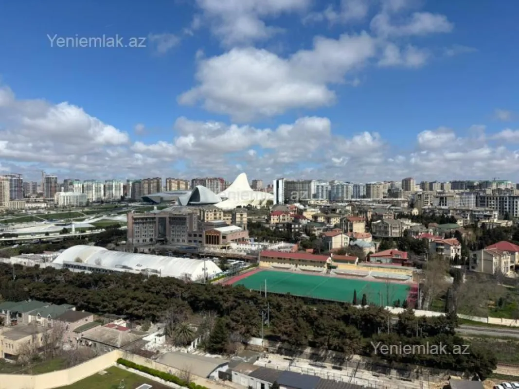 Satılır 3 otaqlı yeni tikili 100 m²