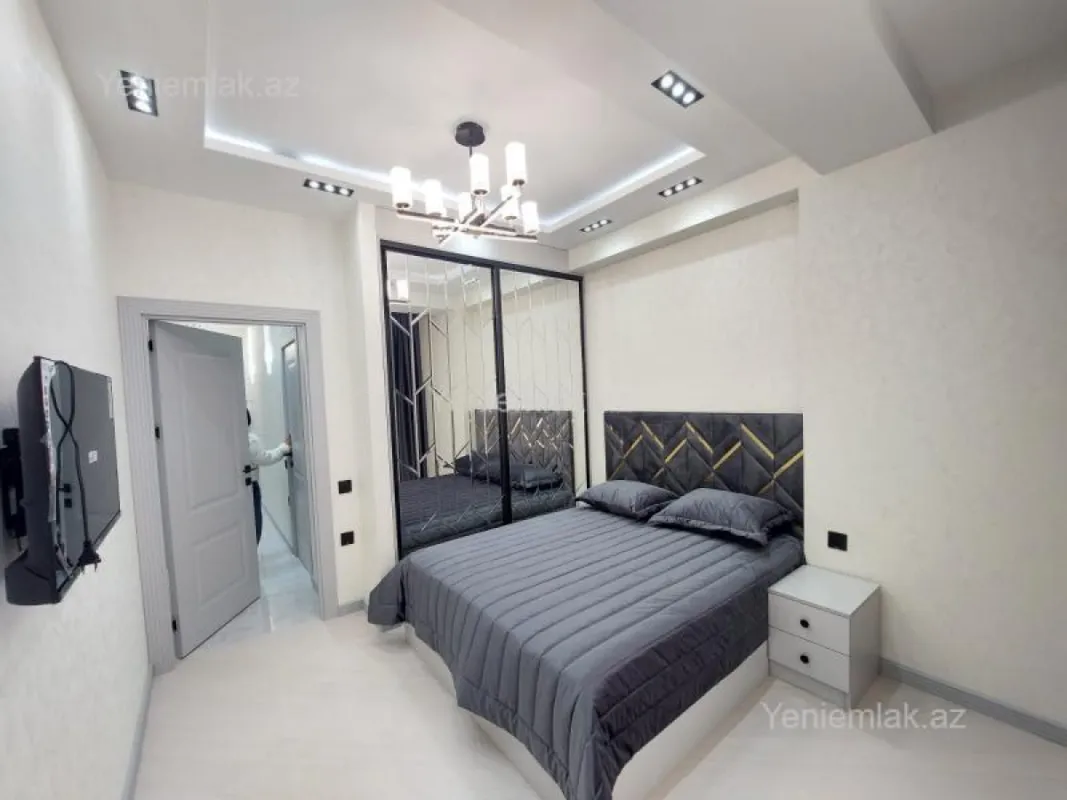Satılır 2 otaqlı yeni tikili 55 m²