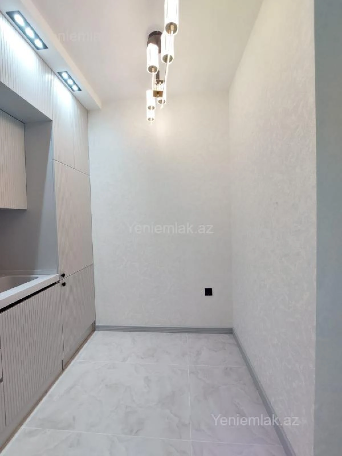 Satılır 2 otaqlı yeni tikili 55 m²