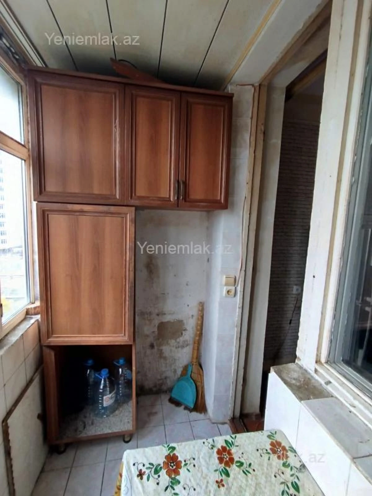 Satılır 2 otaqlı köhnə tikili 60 m²