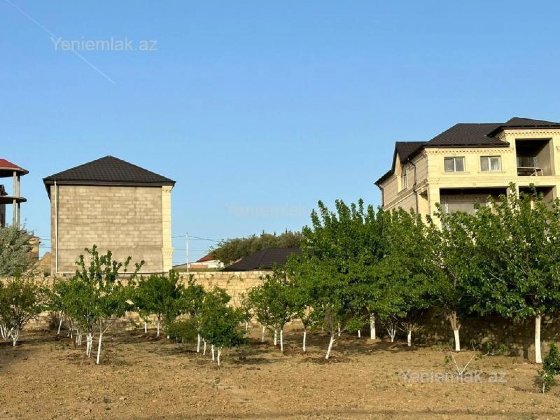 Satılır 7 otaqlı həyət evi 250 m²