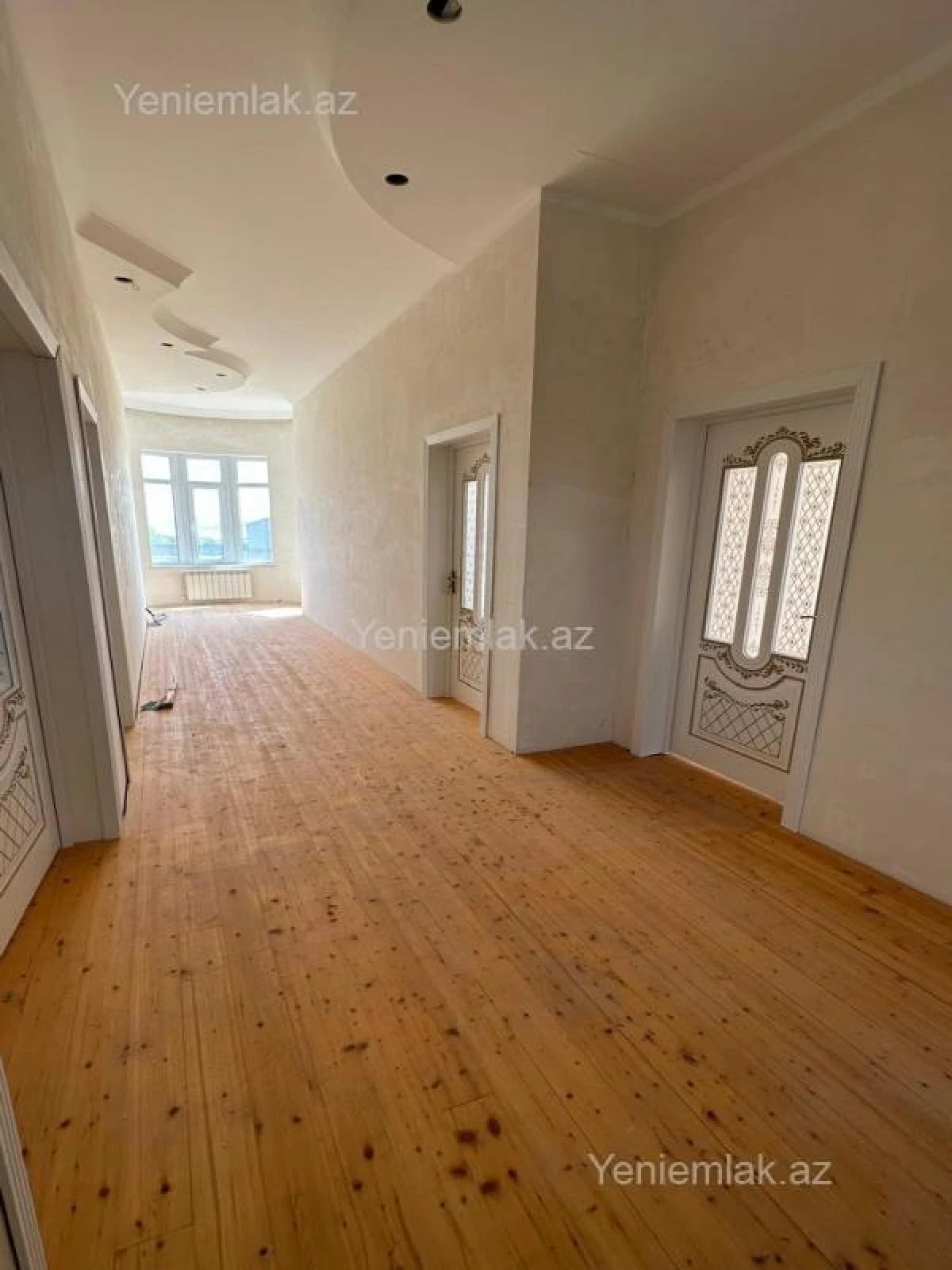 Satılır 7 otaqlı həyət evi 250 m²