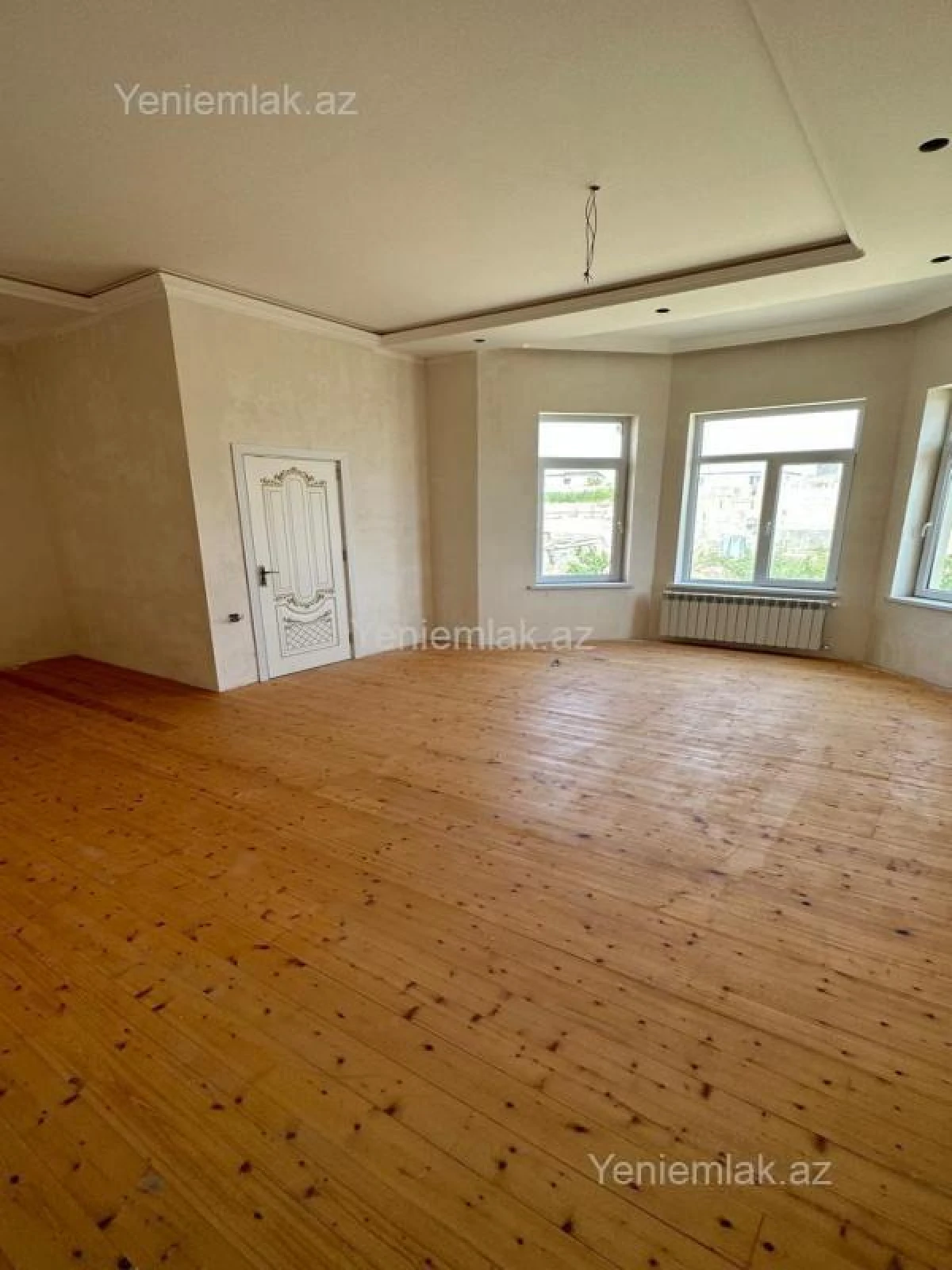 Satılır 7 otaqlı həyət evi 250 m²