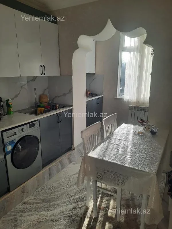 Satılır 3 otaqlı köhnə tikili 77 m²