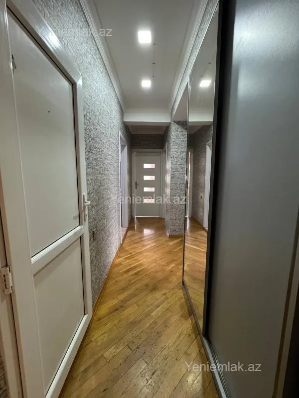 Satılır 3 otaqlı yeni tikili 65 m²