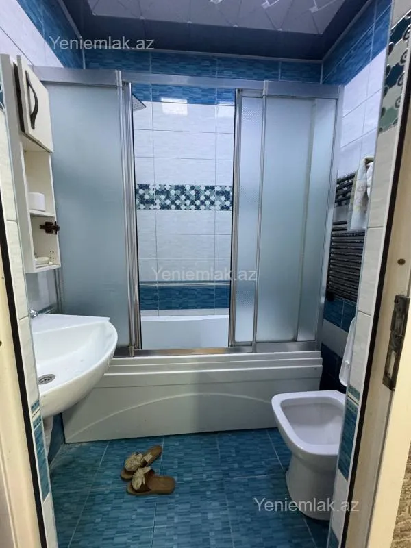 Satılır 3 otaqlı yeni tikili 65 m²