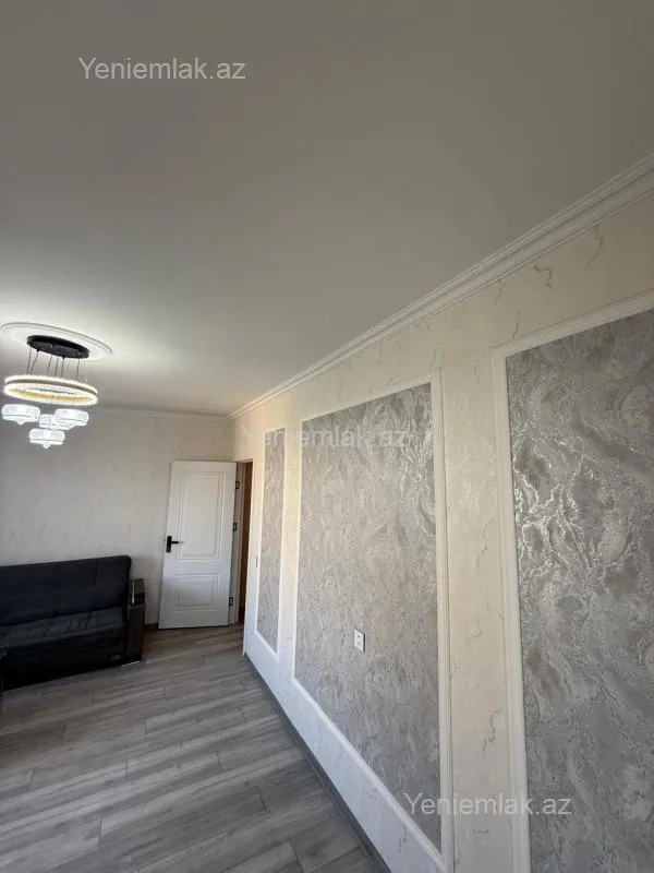 Satılır 2 otaqlı köhnə tikili 35 m²