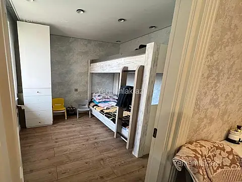 Satılır 3 otaqlı köhnə tikili 55 m²