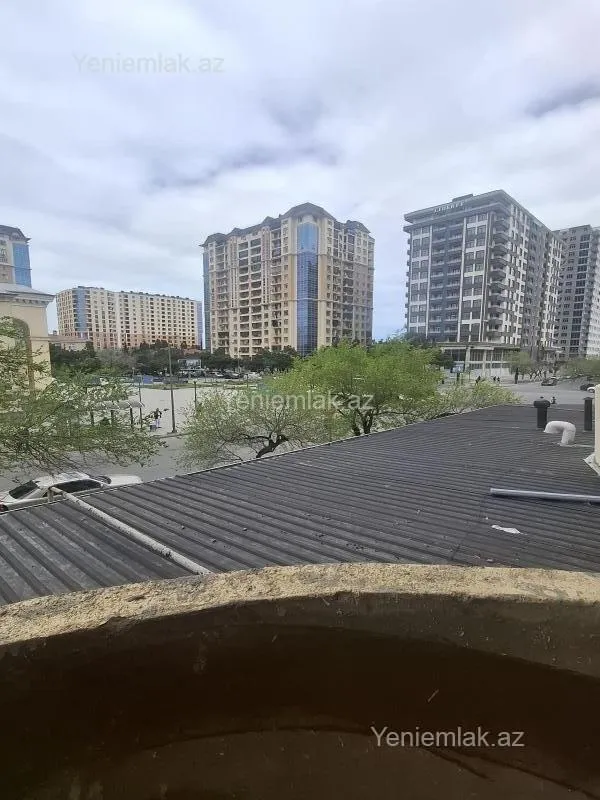 Satılır 3 otaqlı yeni tikili 123 m²