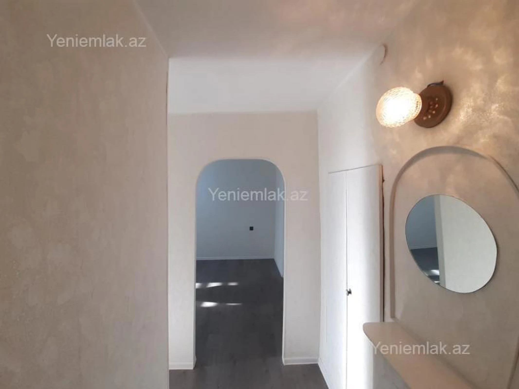 Satılır 3 otaqlı köhnə tikili 55 m²