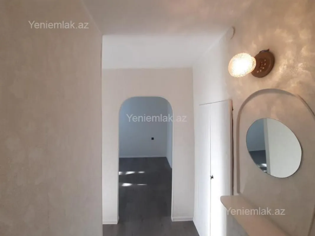 Satılır 3 otaqlı köhnə tikili 55 m²