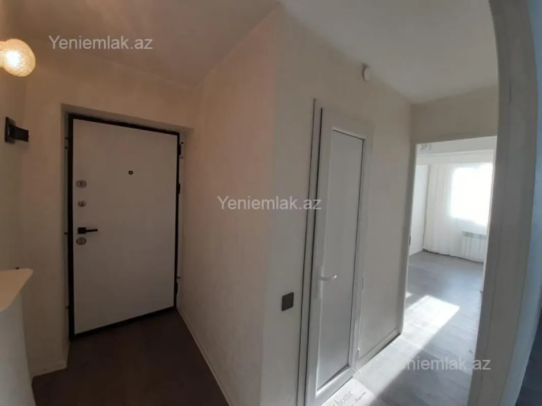 Satılır 3 otaqlı köhnə tikili 55 m²