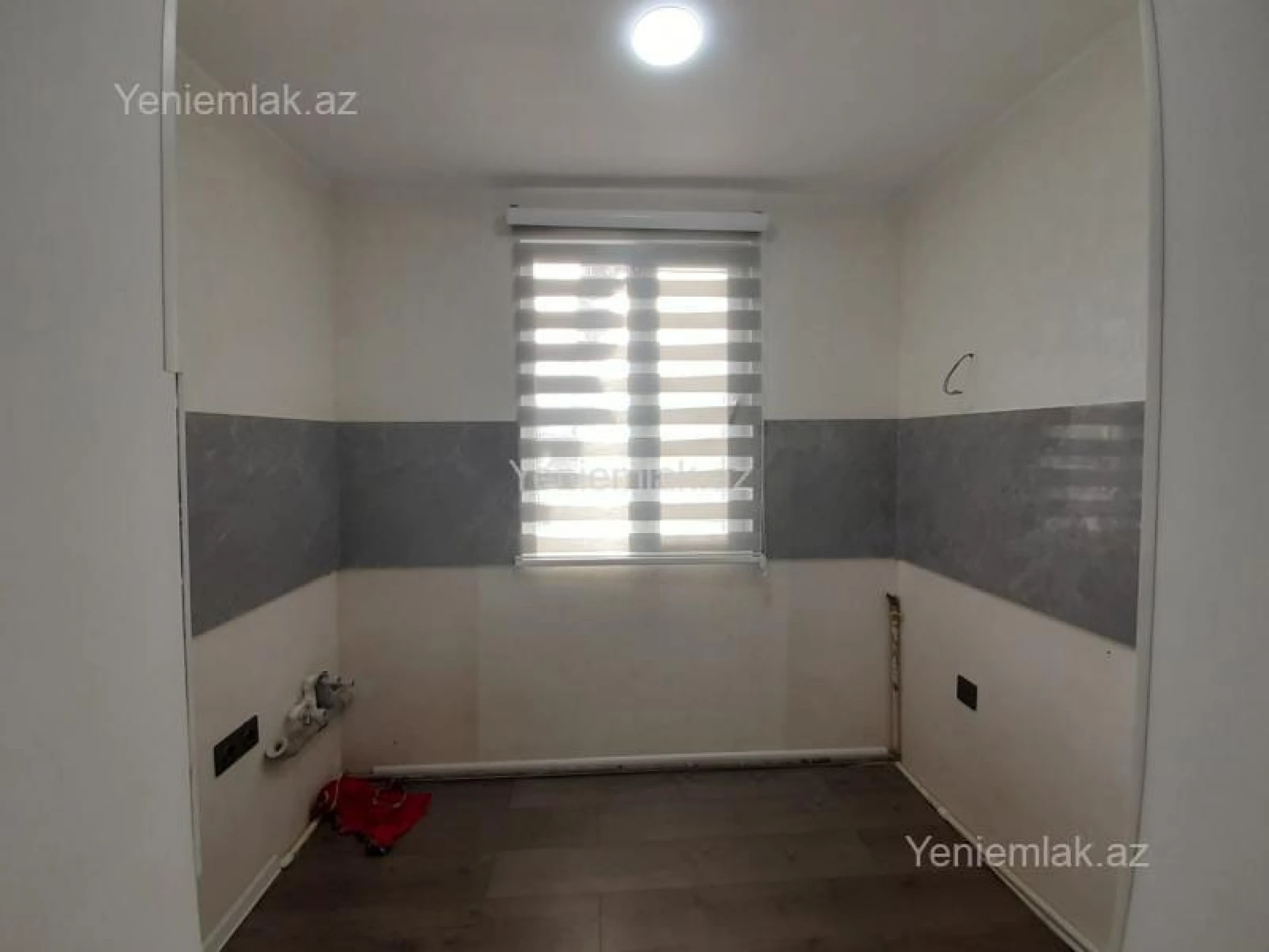 Satılır 3 otaqlı köhnə tikili 55 m²
