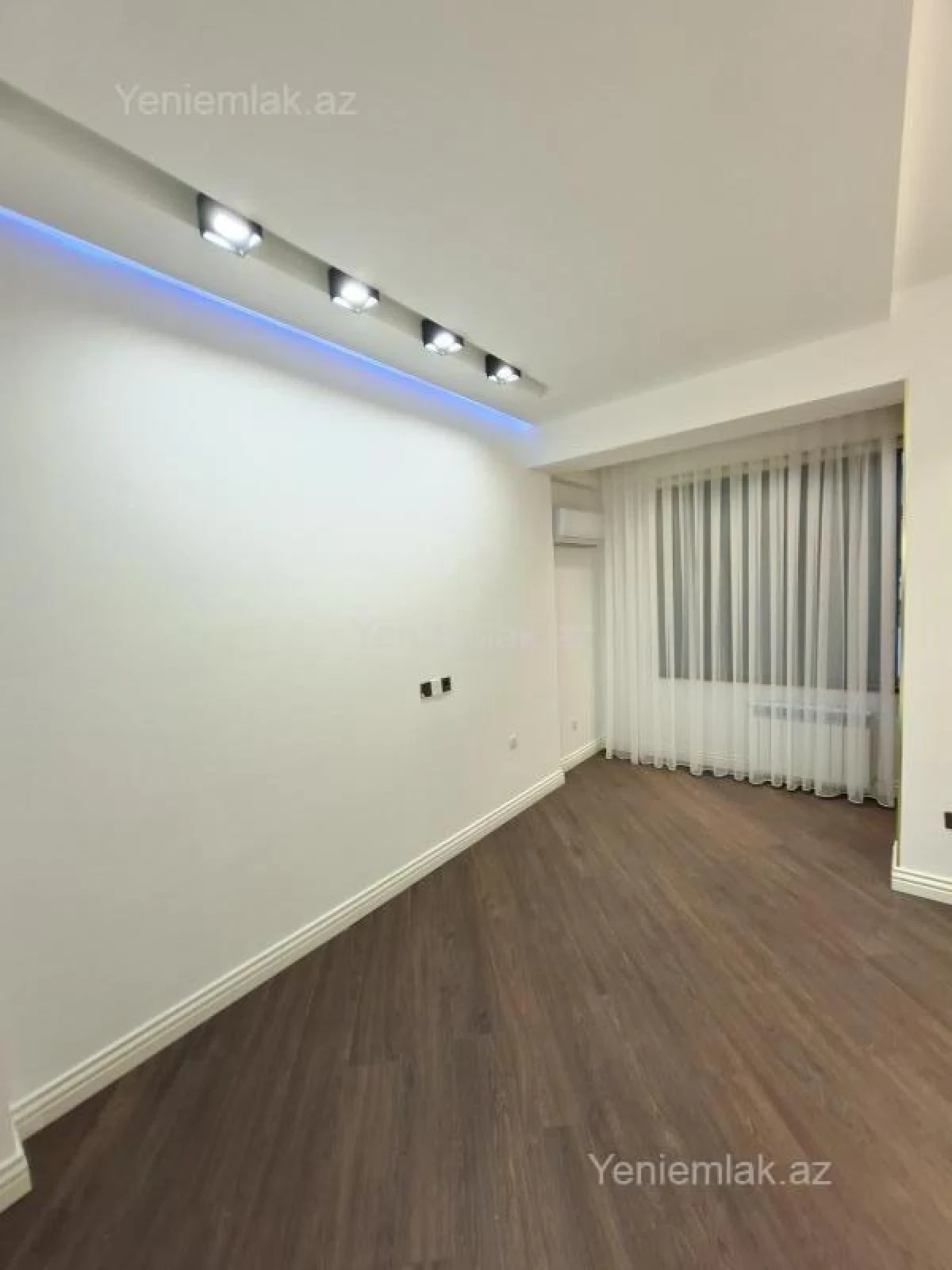 Satılır 3 otaqlı yeni tikili 90 m²