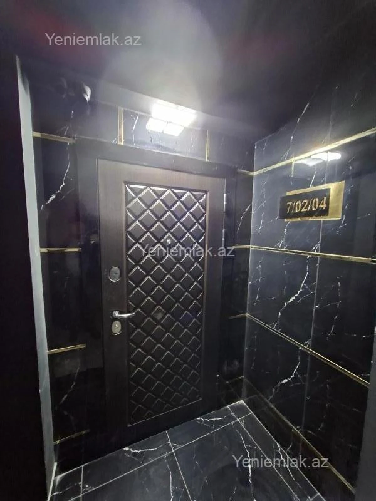 Satılır 3 otaqlı yeni tikili 90 m²