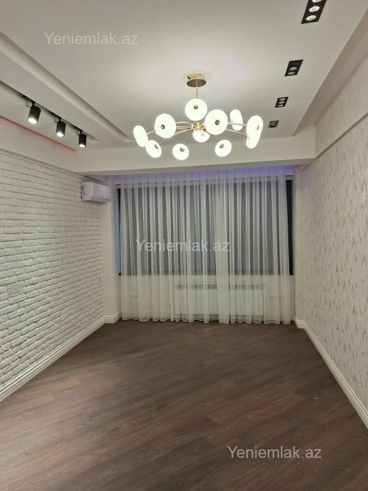 Satılır 3 otaqlı yeni tikili 90 m²