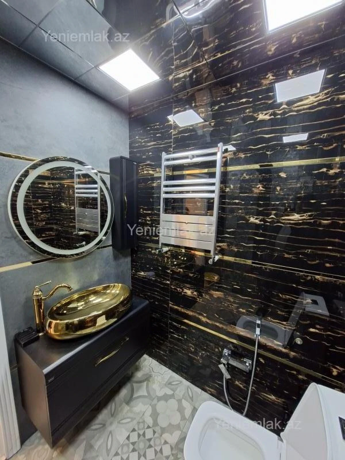 Satılır 3 otaqlı yeni tikili 90 m²