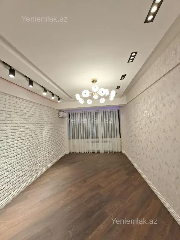 Satılır 3 otaqlı yeni tikili 90 m²