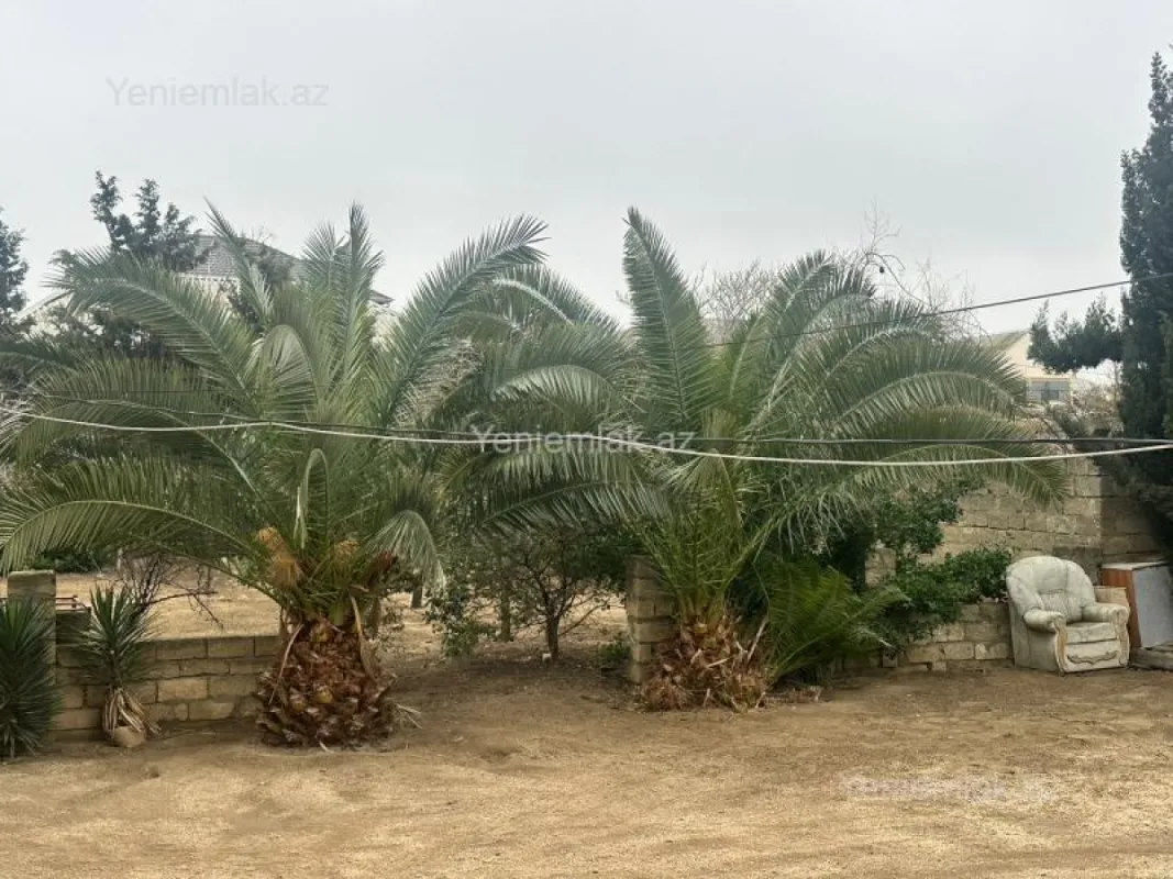 Satılır 5 otaqlı həyət evi 200 m²