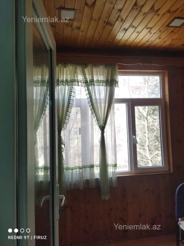 Satılır 3 otaqlı köhnə tikili 74 m²