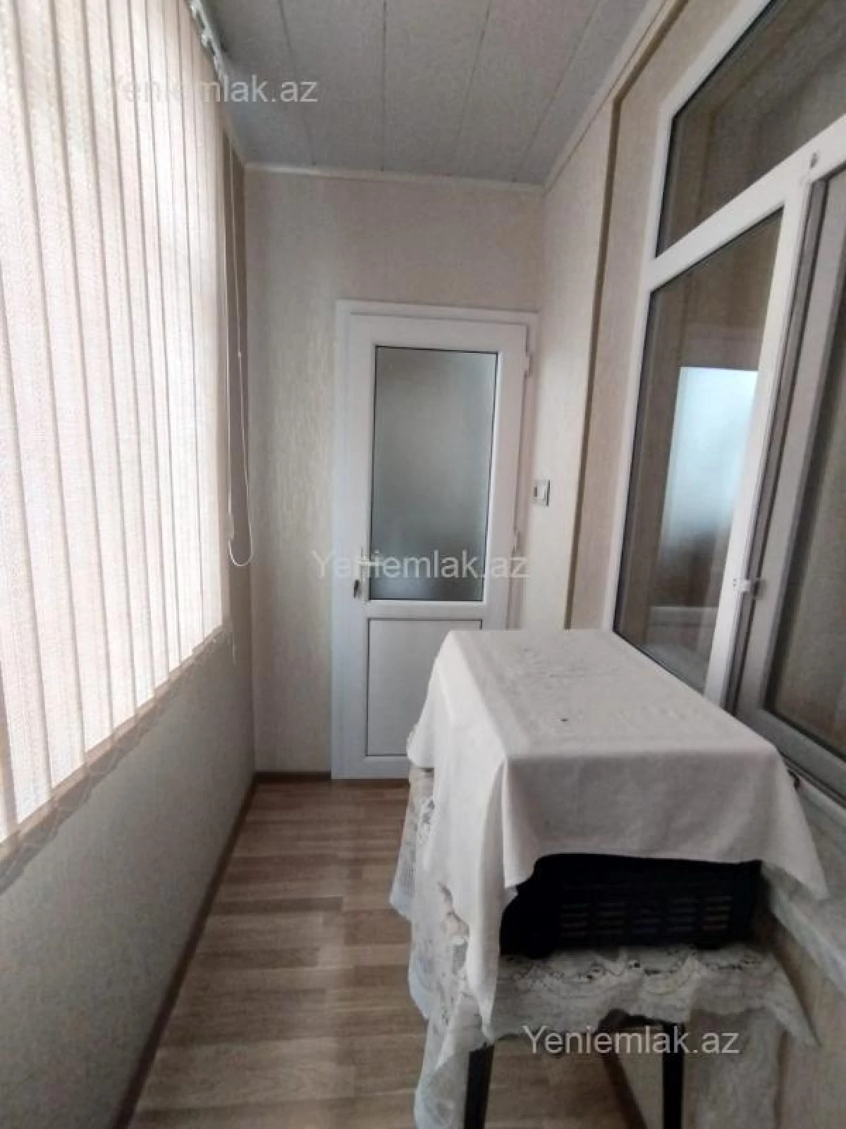 Satılır 3 otaqlı köhnə tikili 80 m²