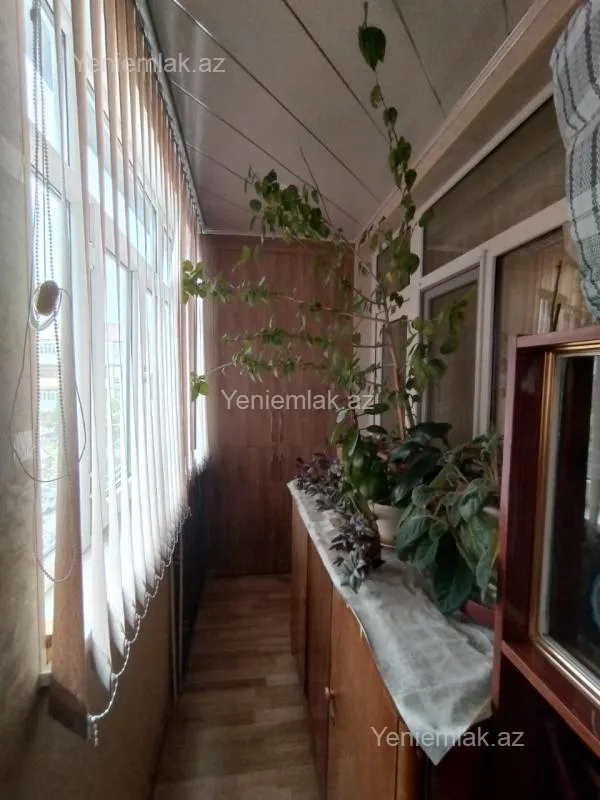 Satılır 3 otaqlı köhnə tikili 80 m²