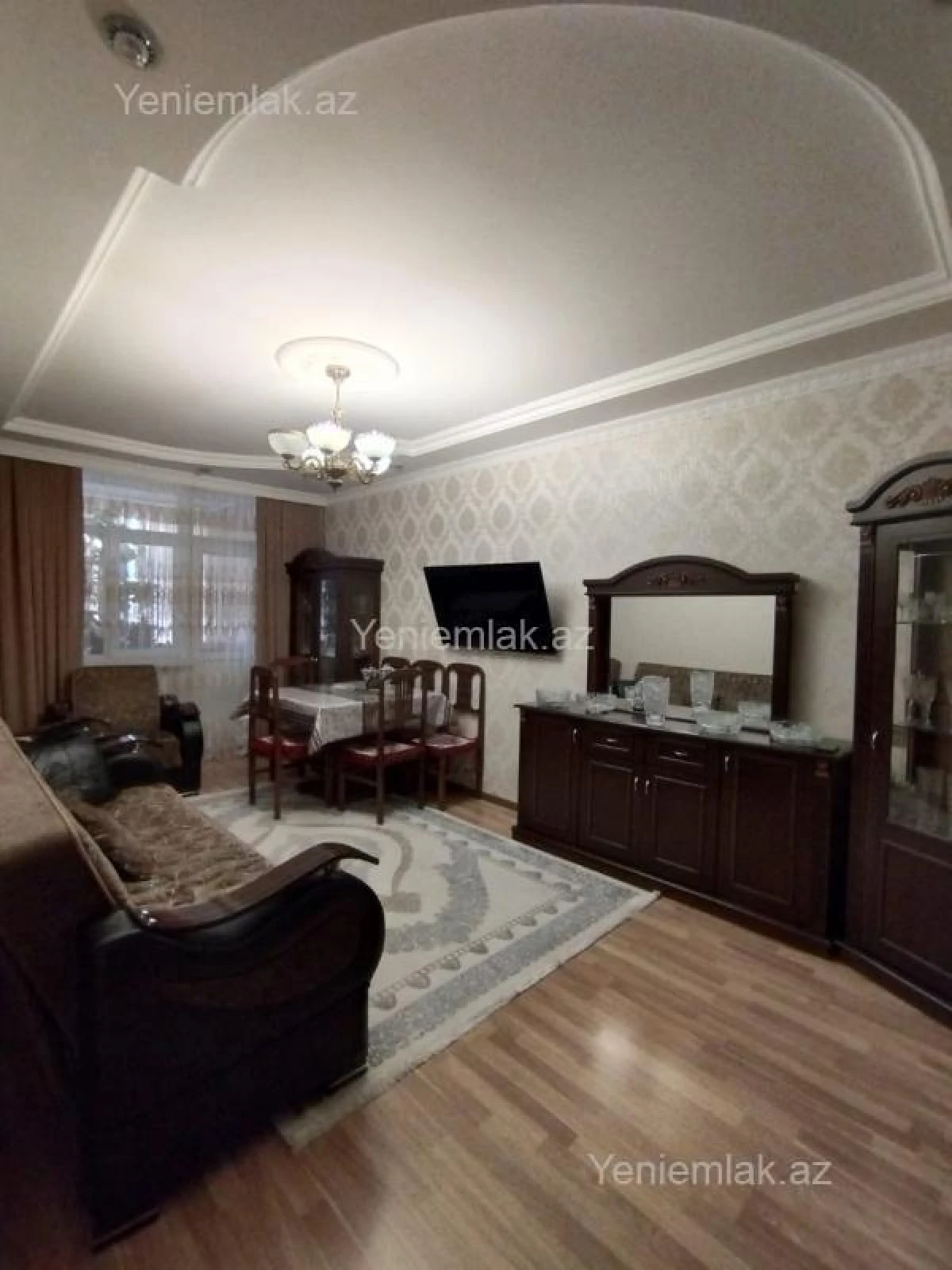 Satılır 3 otaqlı köhnə tikili 80 m²
