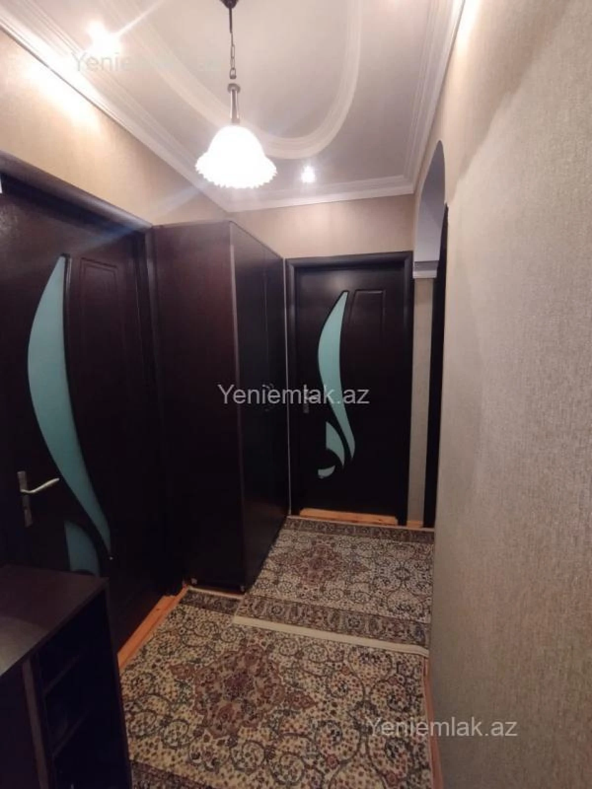 Satılır 3 otaqlı köhnə tikili 80 m²