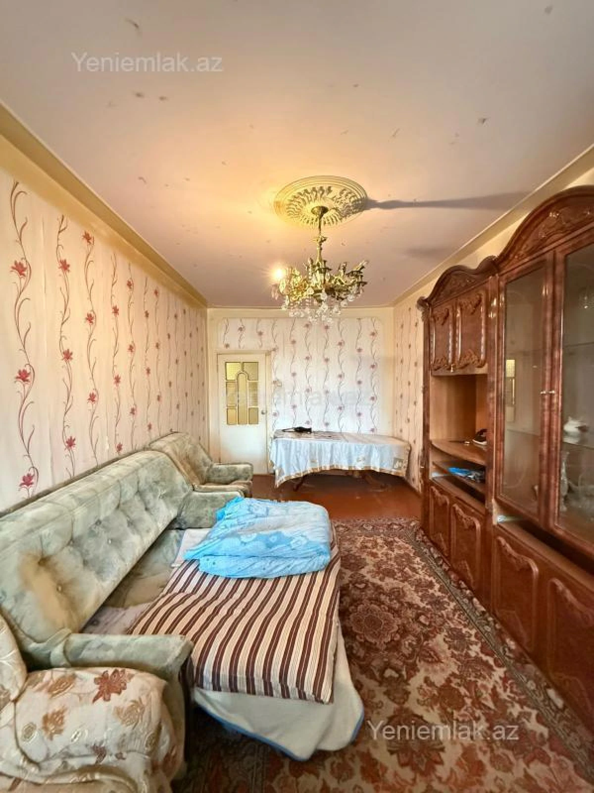 Satılır 2 otaqlı köhnə tikili 55 m²