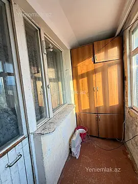Satılır 2 otaqlı köhnə tikili 55 m²