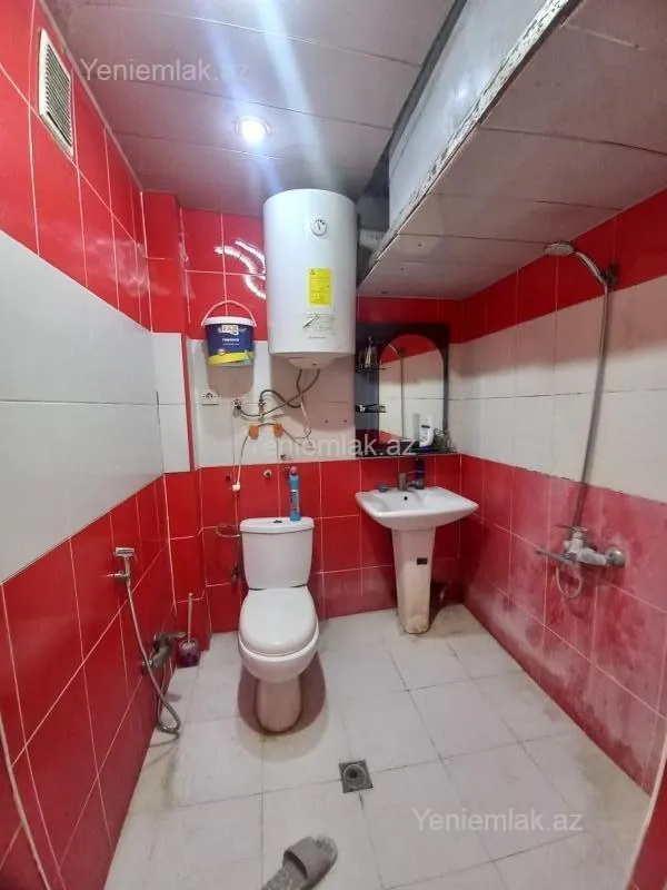 Satılır 1 otaqlı köhnə tikili 45 m²