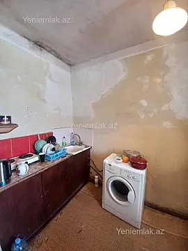 Satılır 1 otaqlı köhnə tikili 45 m²
