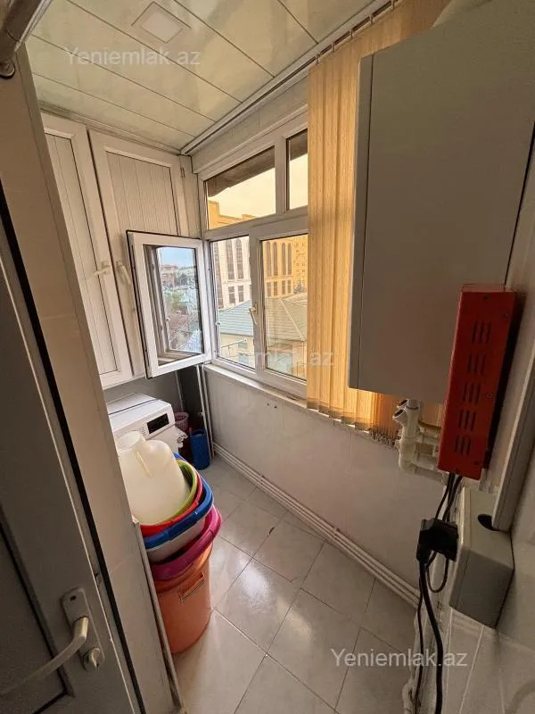 Satılır 3 otaqlı köhnə tikili 70 m²