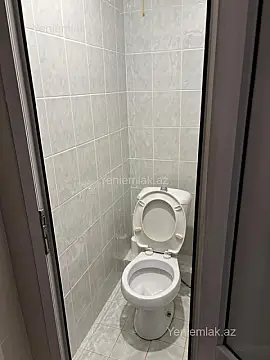 Satılır 3 otaqlı köhnə tikili 70 m²