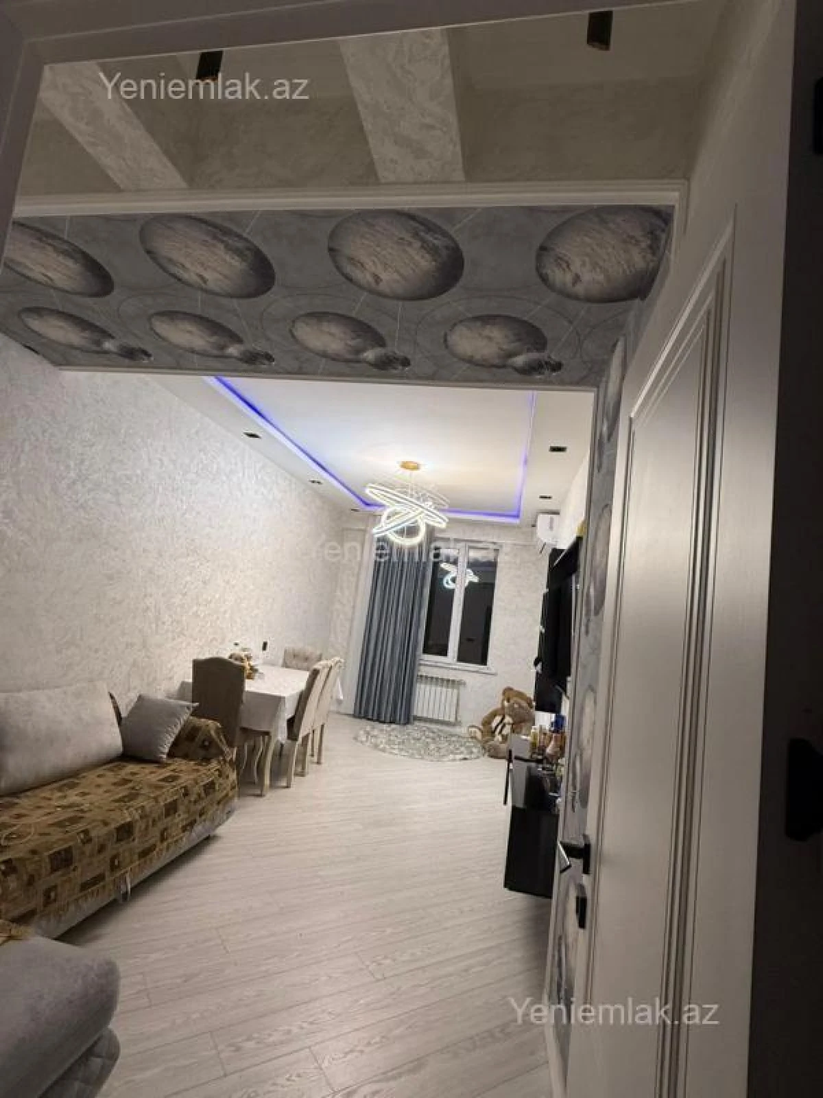 Satılır 2 otaqlı yeni tikili 82 m²