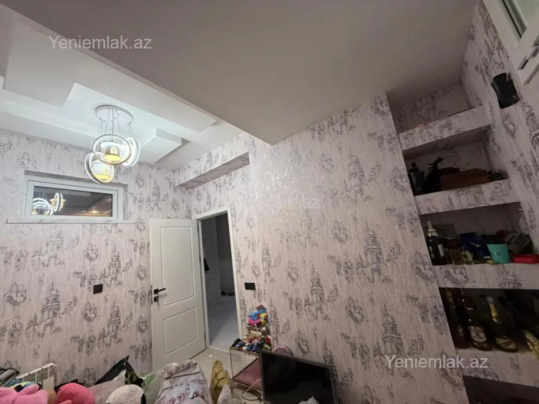 Satılır 2 otaqlı yeni tikili 82 m²