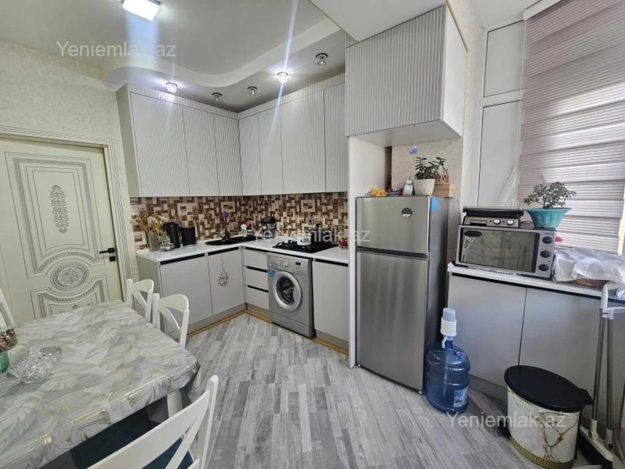 Satılır 3 otaqlı yeni tikili 74 m²