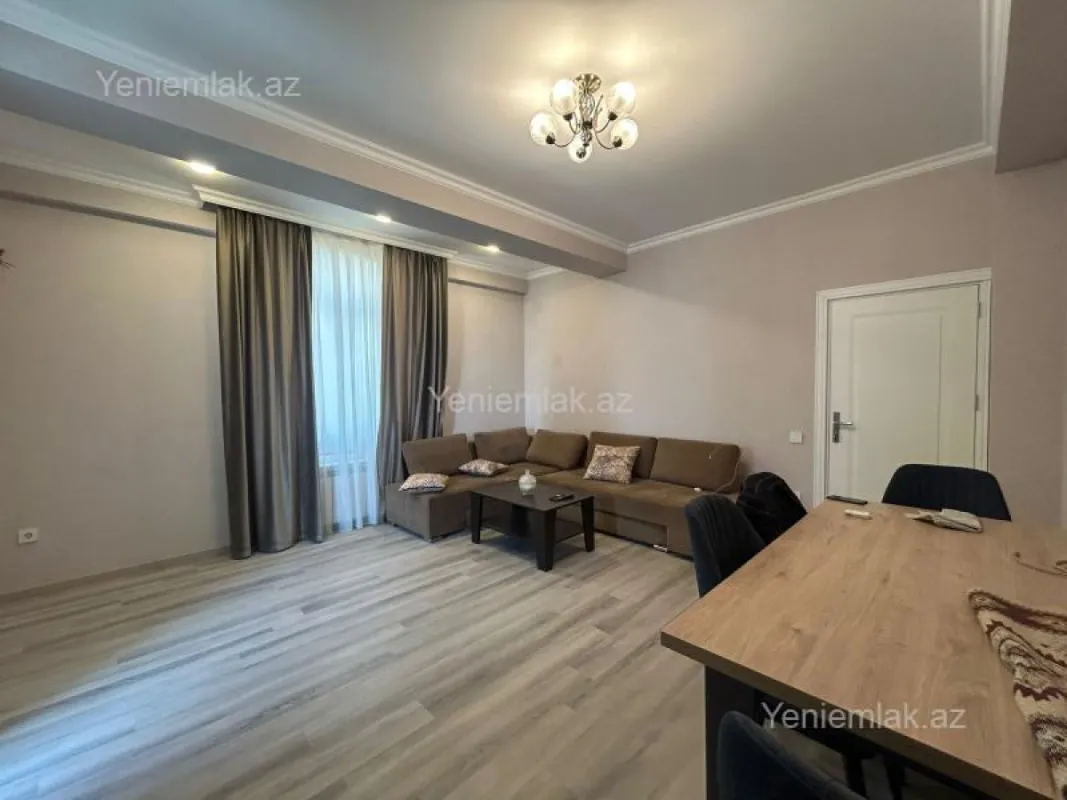 Satılır 3 otaqlı yeni tikili 105 m²
