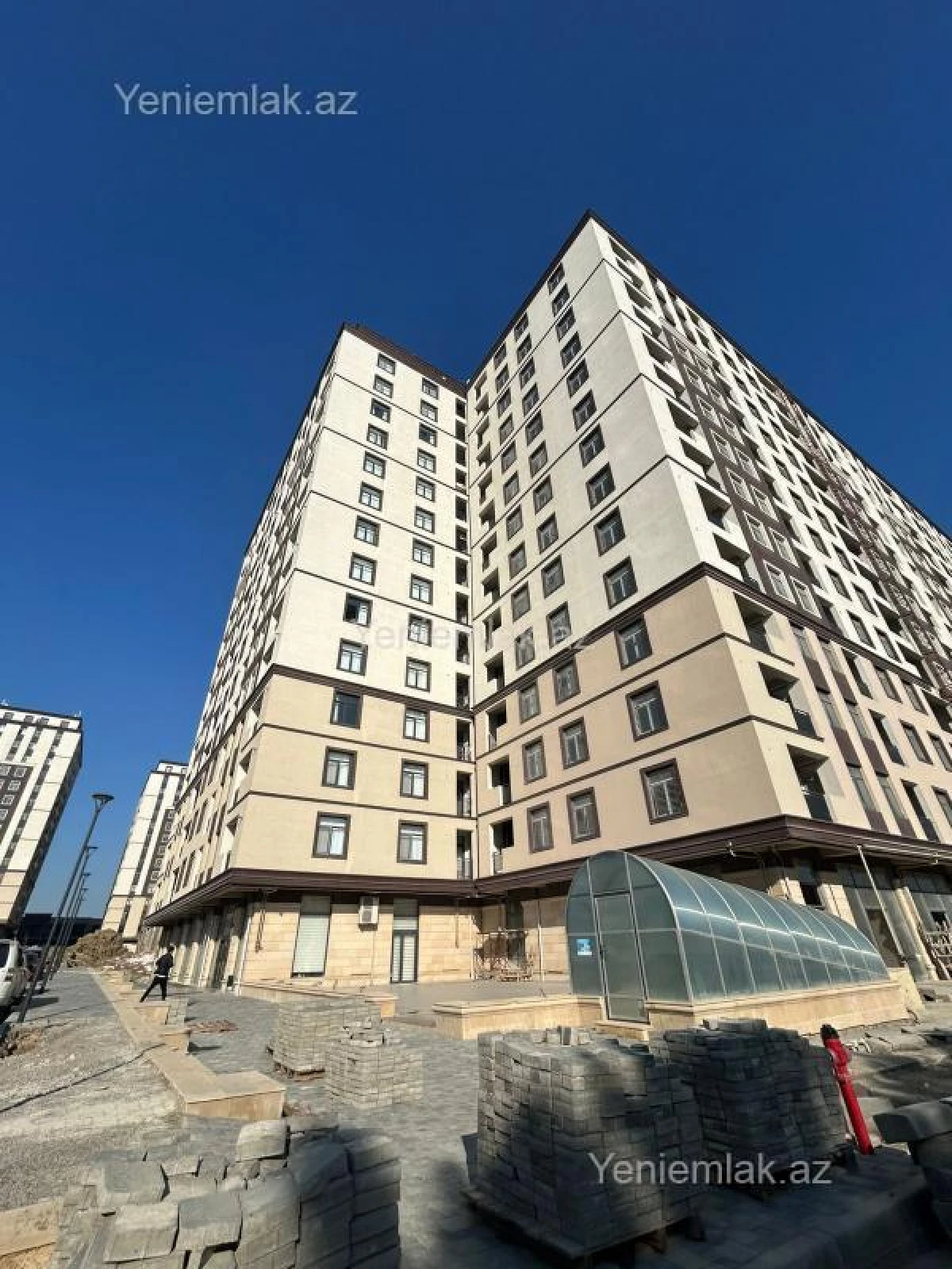 Satılır 3 otaqlı yeni tikili 105 m²