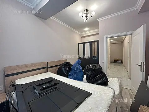 Satılır 3 otaqlı yeni tikili 105 m²