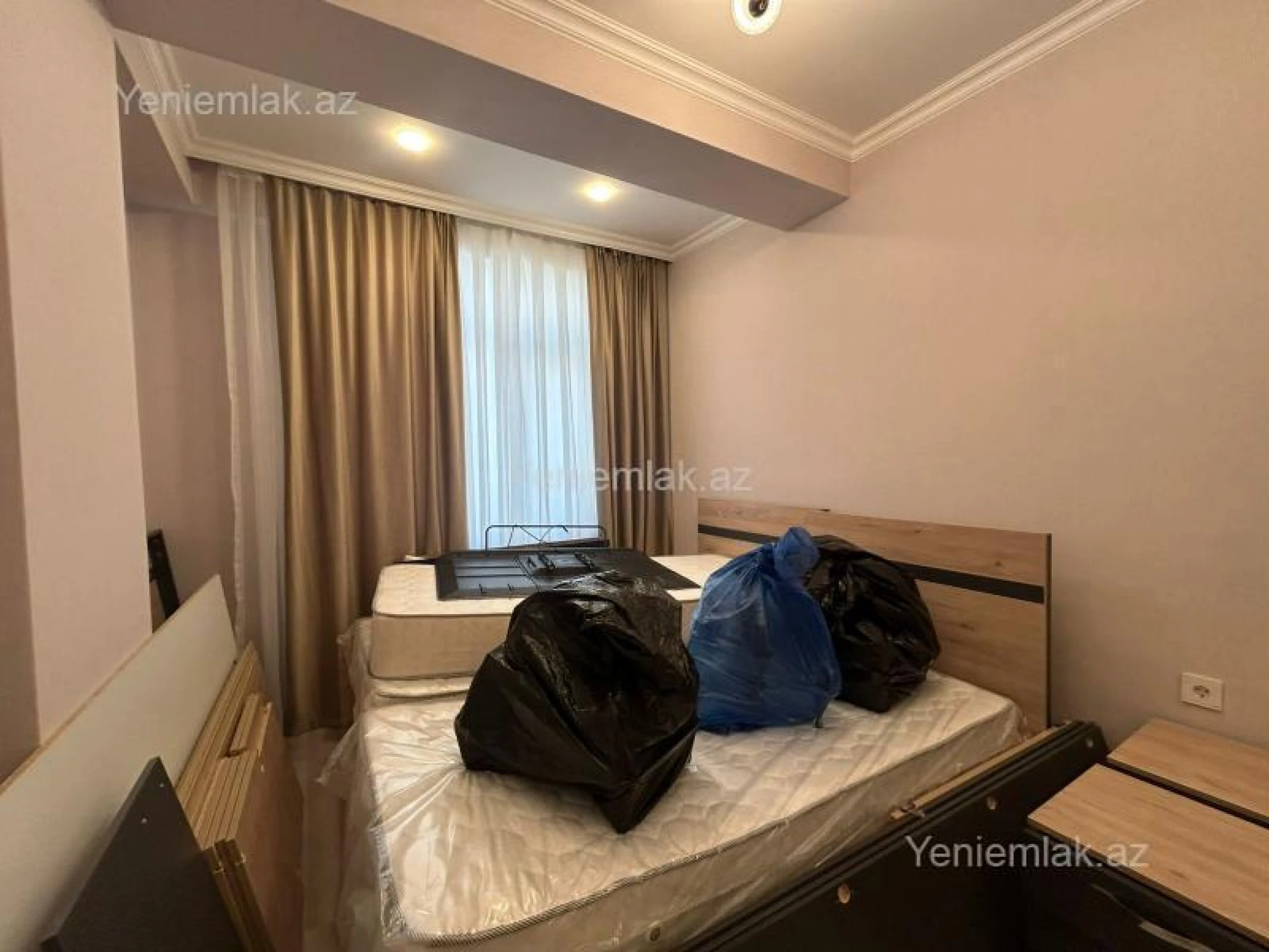 Satılır 3 otaqlı yeni tikili 105 m²