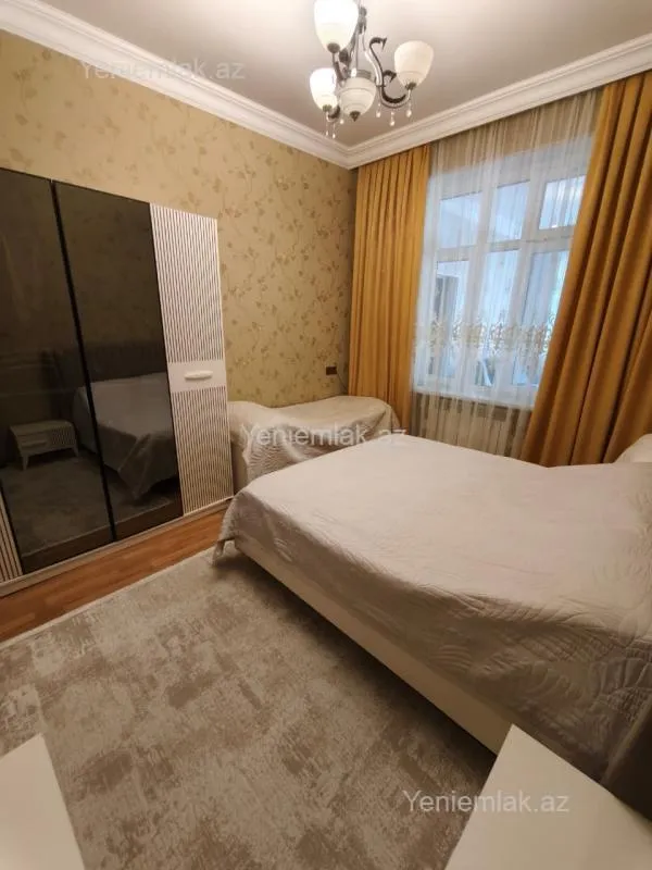 Satılır 3 otaqlı köhnə tikili 52 m²